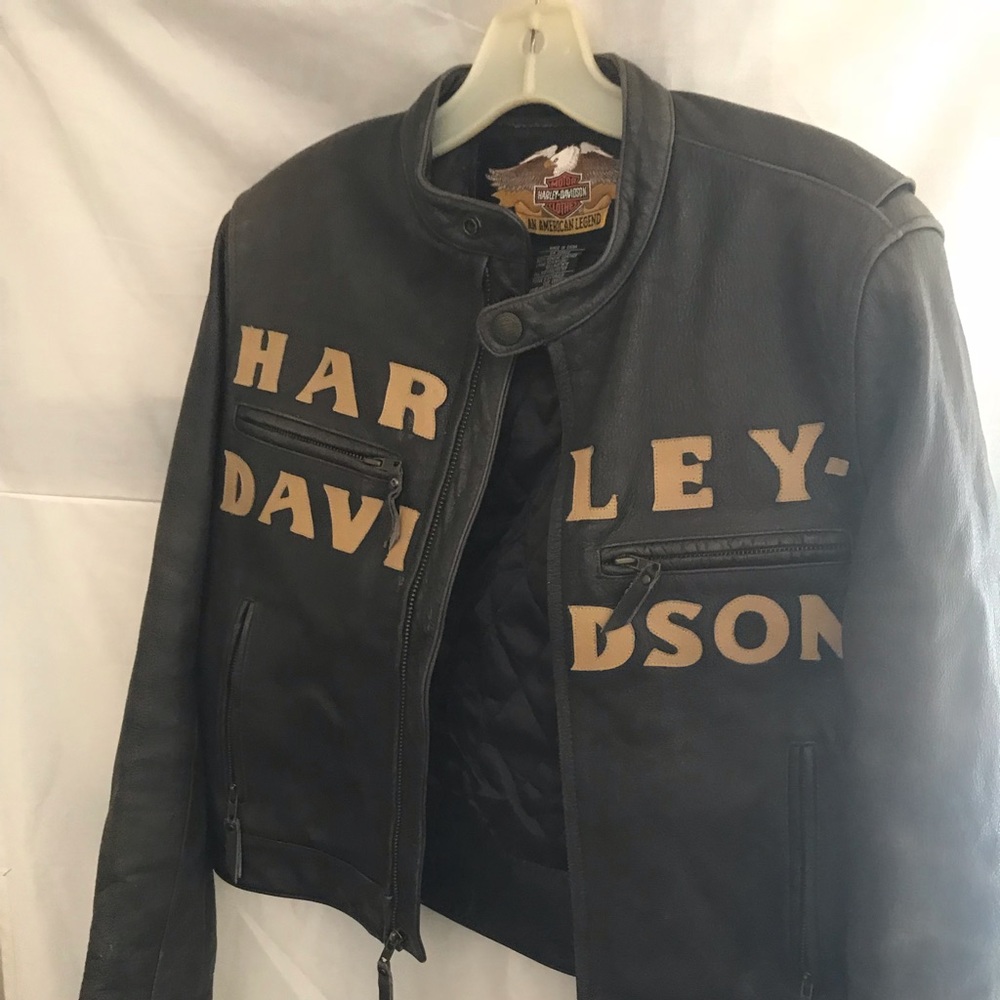 Harley Davidson leather jacket: